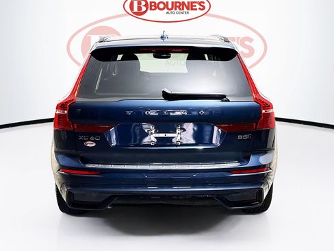 Used 2024 Volvo XC60 B5 Plus w/ Protection Package Premier AWD/4WD image 10