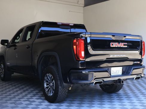 Used 2021 GMC Sierra 1500 AT4 w/ AT4 Value Package AWD/4WD image 13