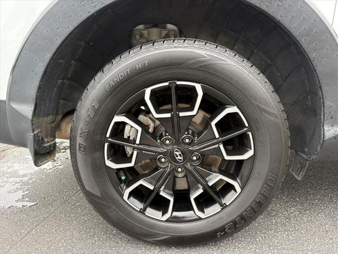 Certified 2022 Hyundai Santa Cruz SE AWD/4WD image 24
