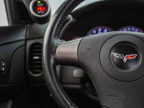 Used 2006 Chevrolet Corvette Z06 w/ Preferred Equipment Group image 42