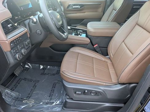 New 2026 Chevrolet Tahoe High Country AWD/4WD image 19