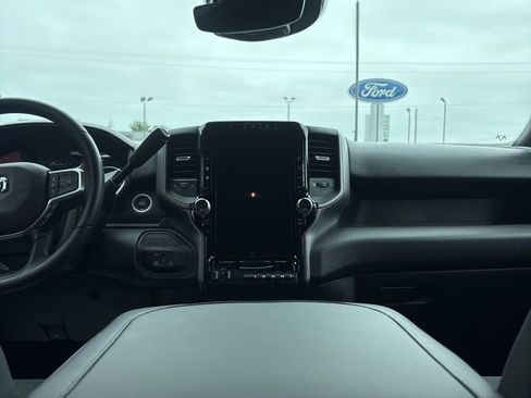 New 2026 RAM 3500 Tradesman AWD/4WD image 18