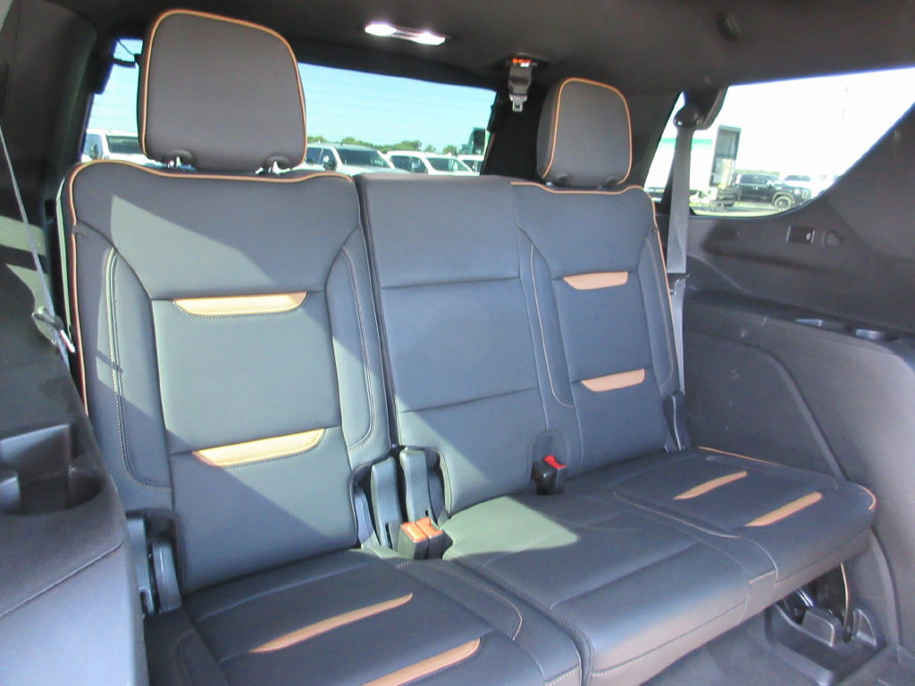 Certified 2024 GMC Yukon AT4 w/ Technology Package AWD/4WD image 27