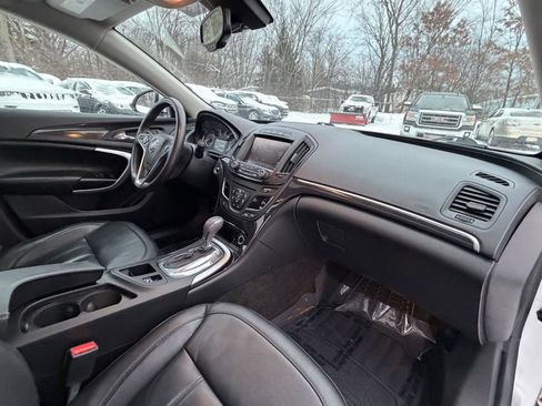 Used 2015 Buick Regal Premium image 29