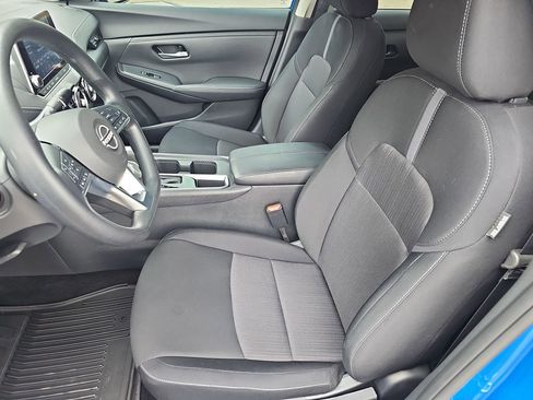 Used 2025 Nissan Sentra SV image 14