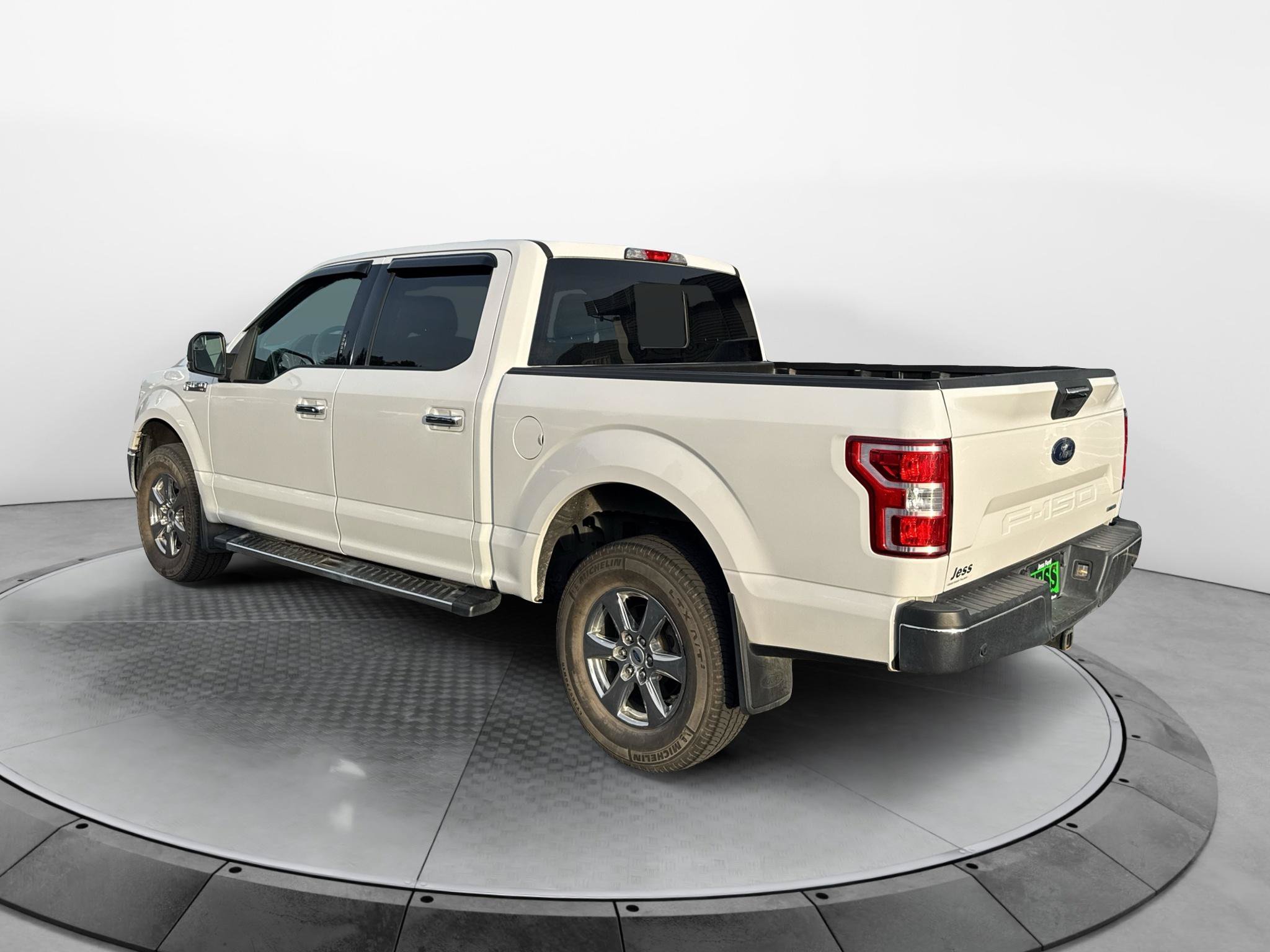 Used 2019 Ford F150 XLT w/ Equipment Group 302A Luxury AWD/4WD image 3