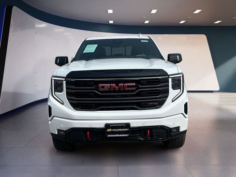 Used 2025 GMC Sierra 1500 AT4 w/ Technology Package image 8