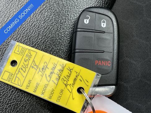 Used 2018 Jeep Compass Latitude w/ Cold Weather Group AWD/4WD image 29