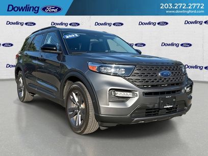 Certified 2023 Ford Explorer XLT w/ Equipment Group 202A