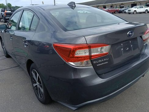 Used 2019 Subaru Impreza 2.0i Premium w/ Popular Package #5 AWD/4WD image 2