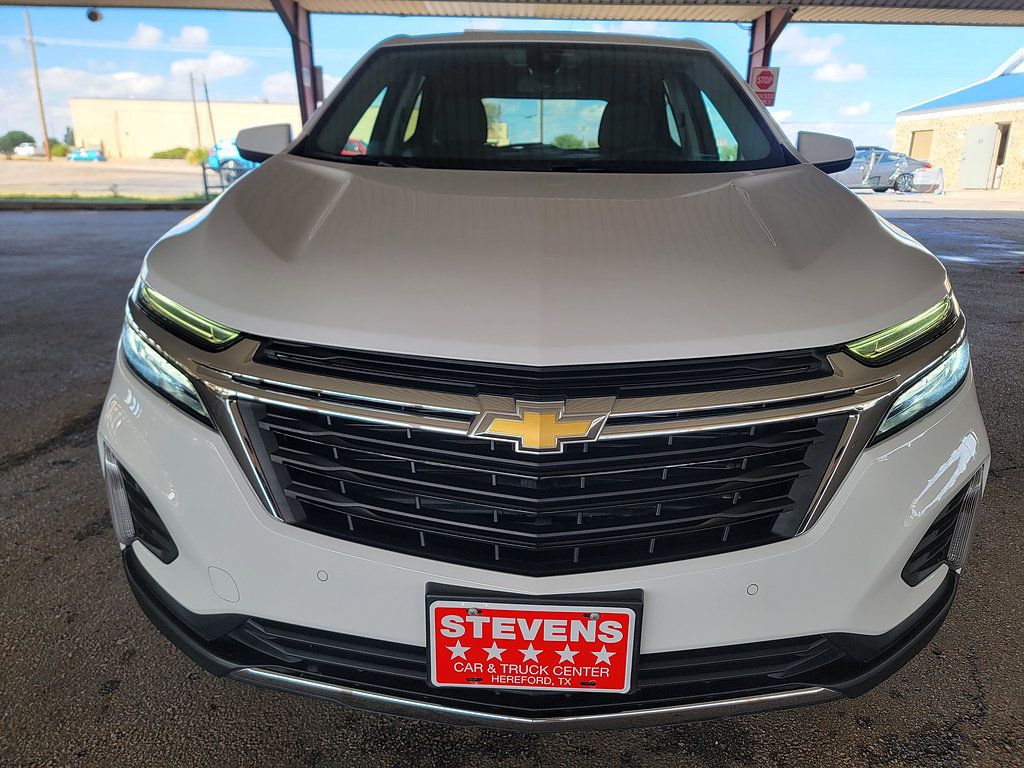 Used 2023 Chevrolet Equinox LT w/ LPO, Floor Liner Package AWD/4WD image 4