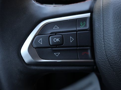 Used 2022 Jeep Compass Limited AWD/4WD image 23
