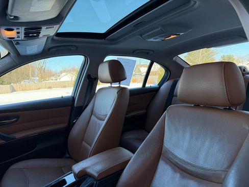 Used 2011 BMW 328i xDrive Sedan image 27