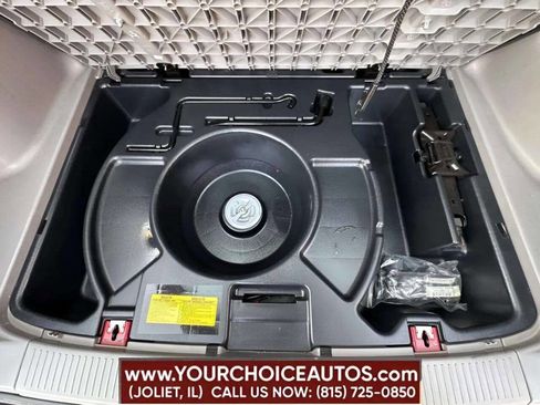 Used 2004 Toyota Matrix image 24