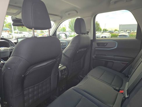 Used 2022 Ford Bronco Sport Badlands image 15