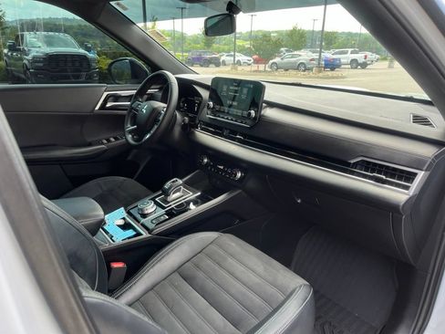 Used 2023 Mitsubishi Outlander SE Black Edition AWD/4WD image 28