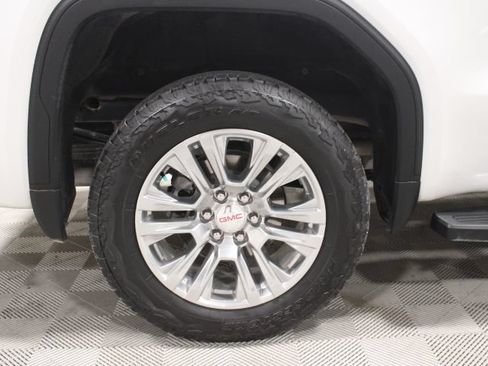 Used 2025 GMC Sierra 1500 Denali AWD/4WD image 46