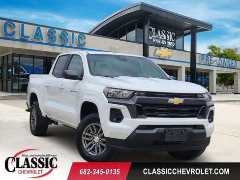 Used 2024 Chevrolet Colorado LT w/ LT Convenience Package II RWD image 1