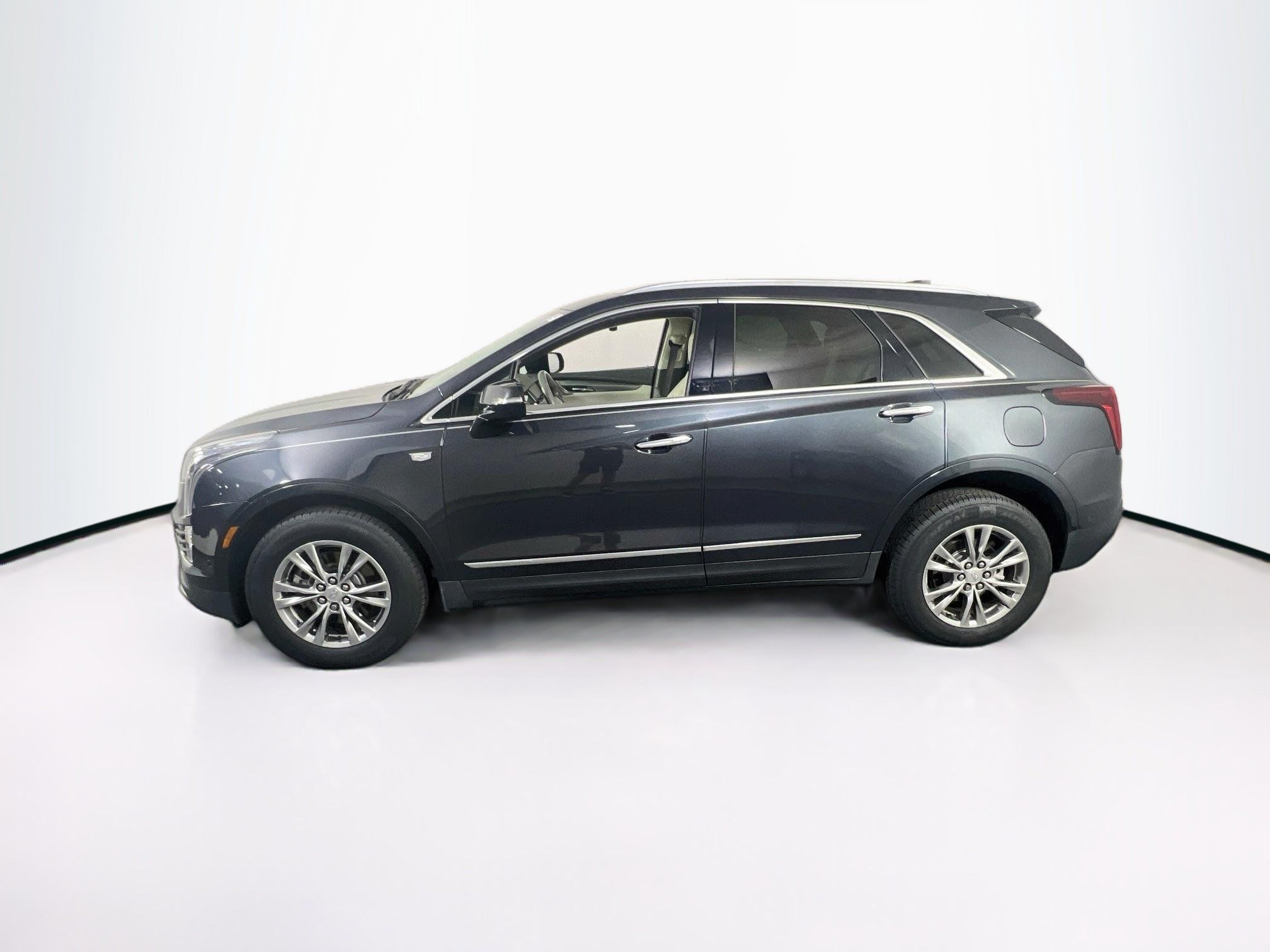 Used 2021 Cadillac XT5 Premium Luxury AWD/4WD image 8