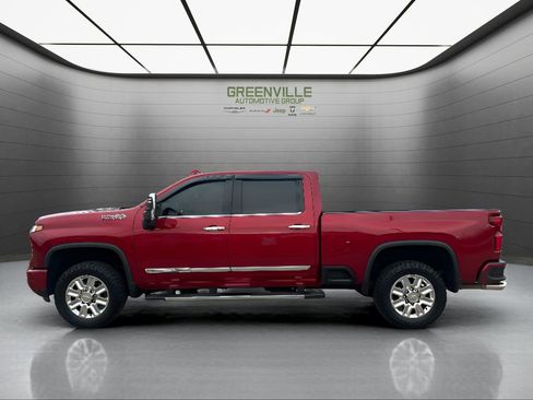 Used 2024 Chevrolet Silverado 2500 High Country w/ High Country Premium Package image 9