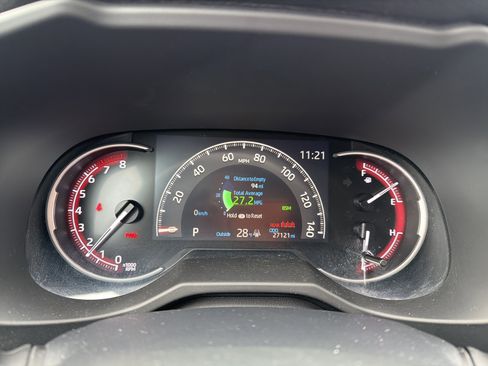 Used 2023 Toyota RAV4 XLE image 17