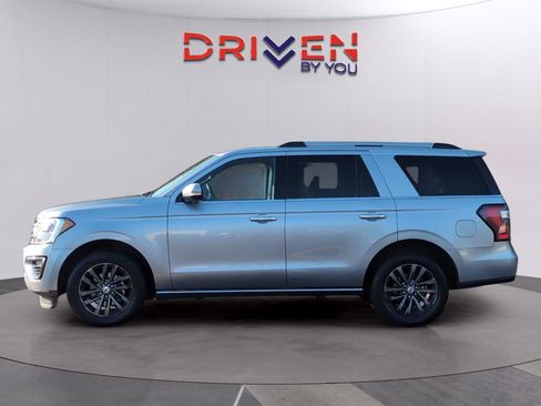 Used 2021 Ford Expedition Limited AWD/4WD image 2