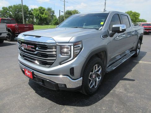 Certified 2025 GMC Sierra 1500 SLT w/ SLT Premium Package AWD/4WD image 13