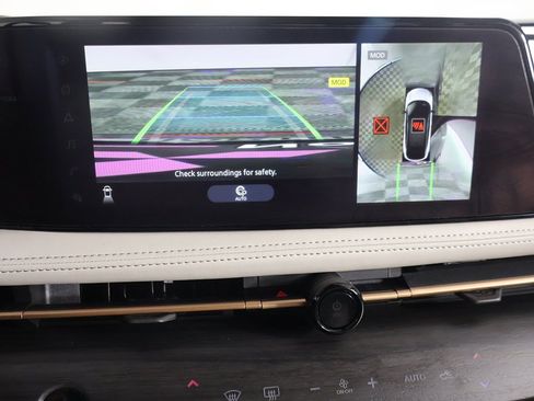 Used 2024 Nissan Ariya FWD image 44