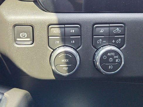 Certified 2026 GMC Sierra 1500 Elevation w/ Elevation Premium Package AWD/4WD image 18