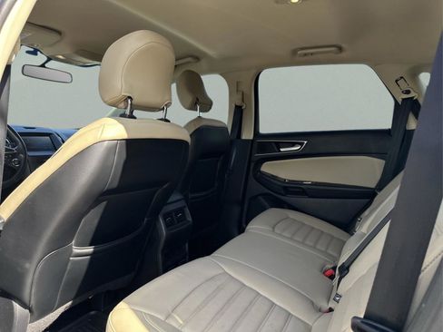 Used 2015 Ford Edge SEL w/ Equipment Group 201A image 17