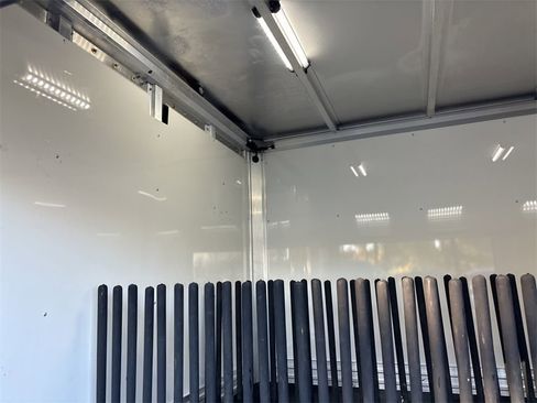 Used 2022 Ford Transit 250 Base image 31