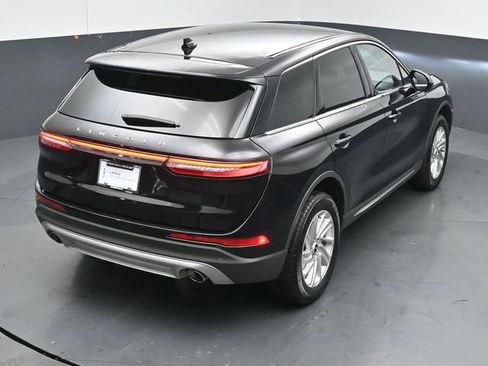 Certified 2024 Lincoln Corsair AWD image 41