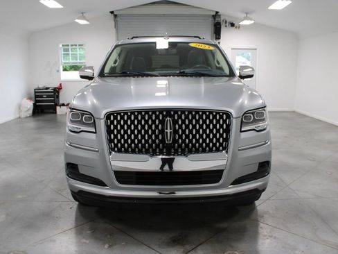 Used 2023 Lincoln Navigator L Black Label image 2