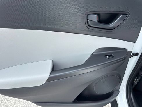 Certified 2023 Hyundai Kona SEL FWD image 13