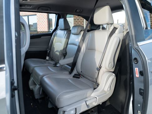Used 2022 Honda Odyssey Touring image 19