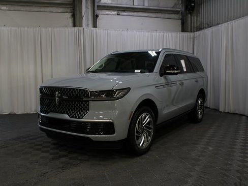 New 2026 Lincoln Navigator Reserve image 47