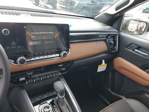 New 2026 GMC Canyon AT4 image 27