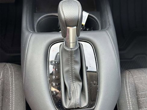 Certified 2025 Honda HR-V LX image 17