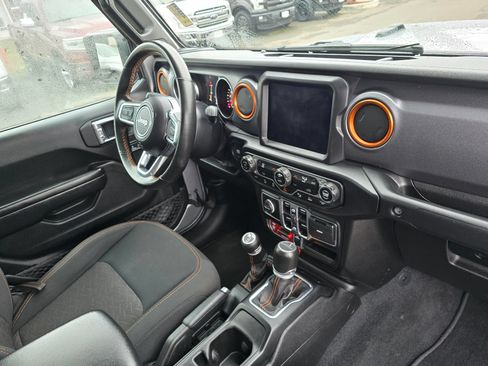 Used 2020 Jeep Gladiator Mojave AWD/4WD image 29