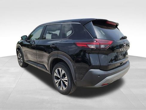 Used 2023 Nissan Rogue SV AWD/4WD image 7