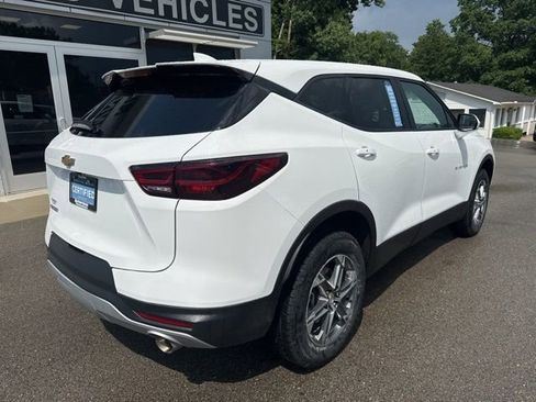 Certified 2023 Chevrolet Blazer LT image 3