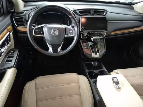 Used 2018 Honda CR-V Touring image 10