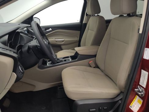 Used 2017 Ford Escape SE w/ Equipment Group 201A FWD image 17