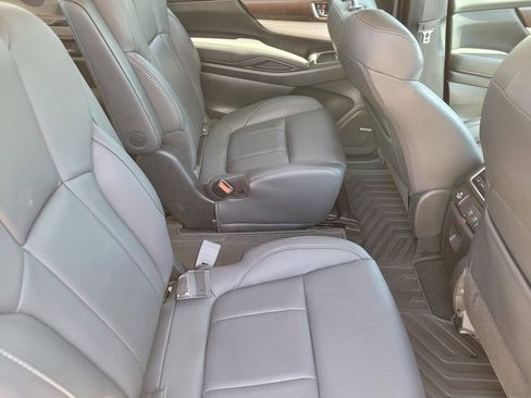 Used 2021 Subaru Ascent Touring image 16