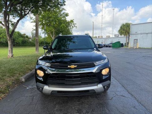 Used 2023 Chevrolet TrailBlazer LT w/ Convenience Package AWD/4WD image 7