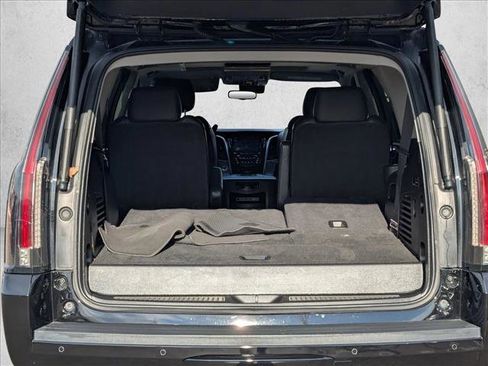 Used 2020 Cadillac Escalade Premium Luxury w/ Escalade Sport Edition image 6