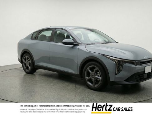 Used 2025 Kia K4 FWD image 1