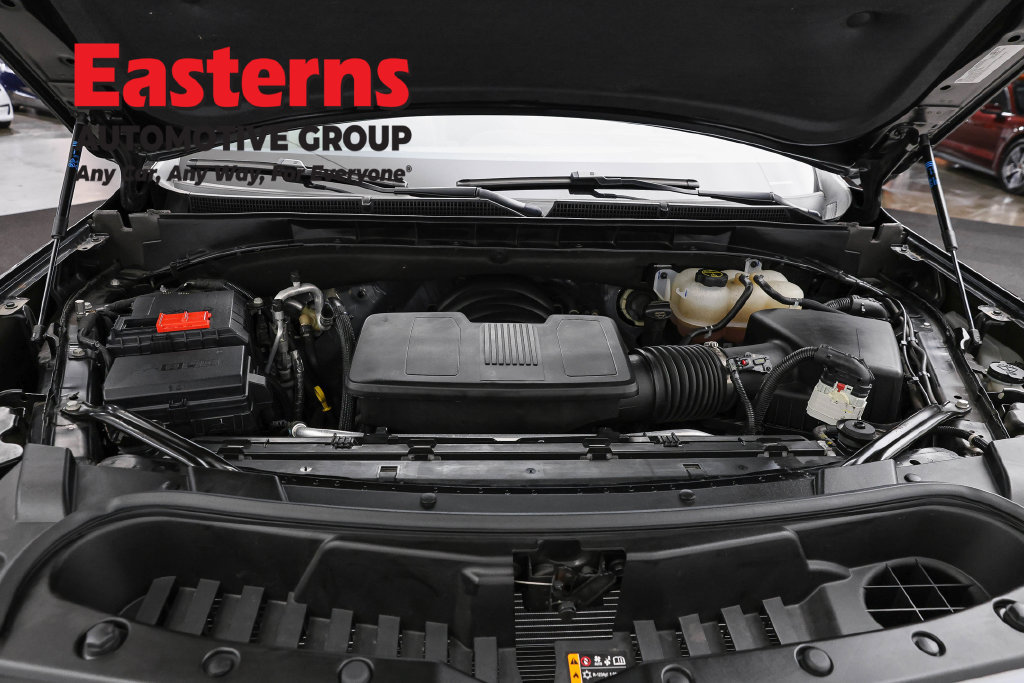 Used 2024 Cadillac Escalade ESV Sport Platinum w/ LPO, ONYX Package AWD/4WD image 8