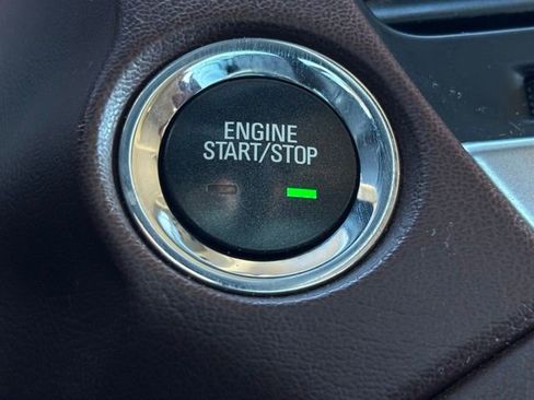 Used 2017 Chevrolet Suburban Premier image 41