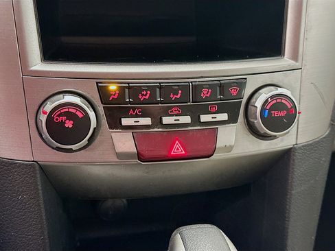 Used 2012 Subaru Outback 2.5i w/ Alloy Wheel Pkg image 22